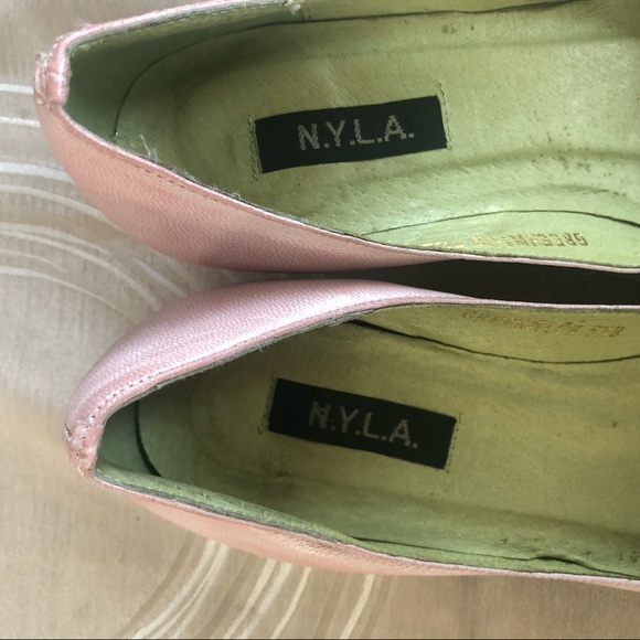 N.Y.L.A. Pink vintage look heels size 5.5 - Picture 7 of 7